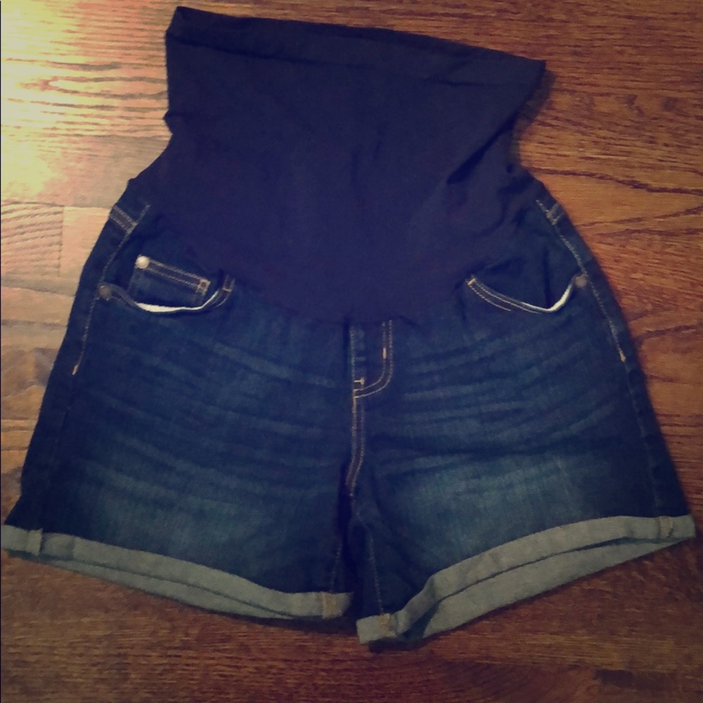 Maternity denim shorts